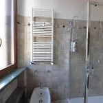 Casa Zara * Milánó